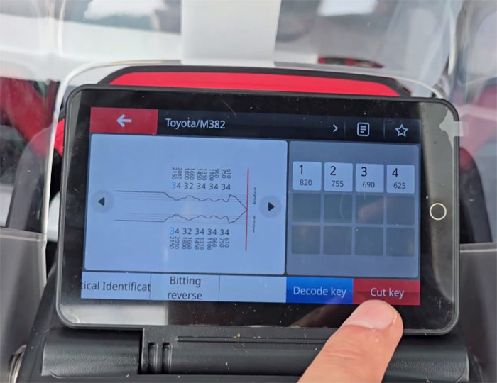 key tool max pro program 2009 camry akl 2