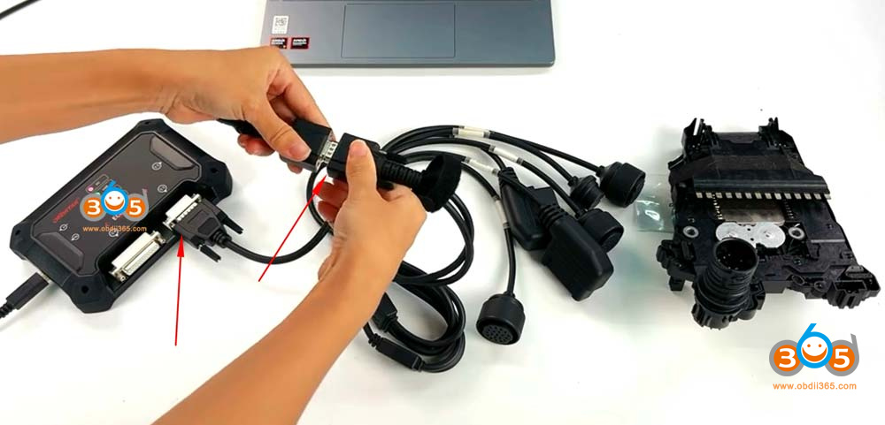 connect-obdstar-ecu-master-with-gearbox-cable-2