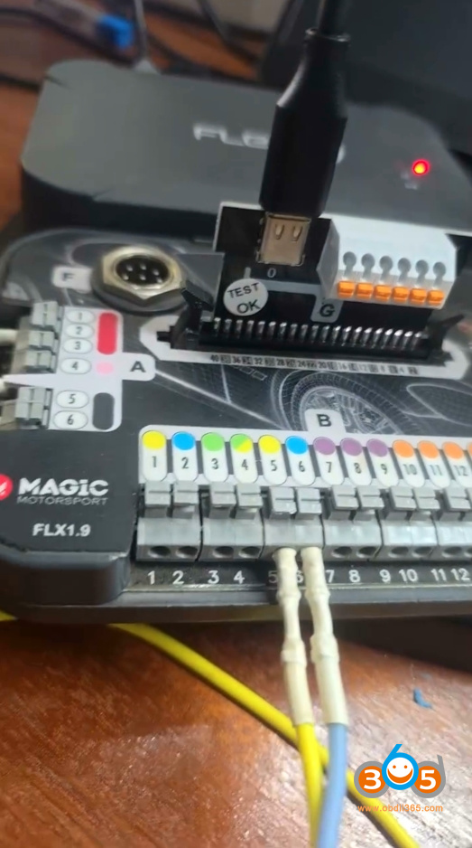 flex korhex red indicator flashing 1